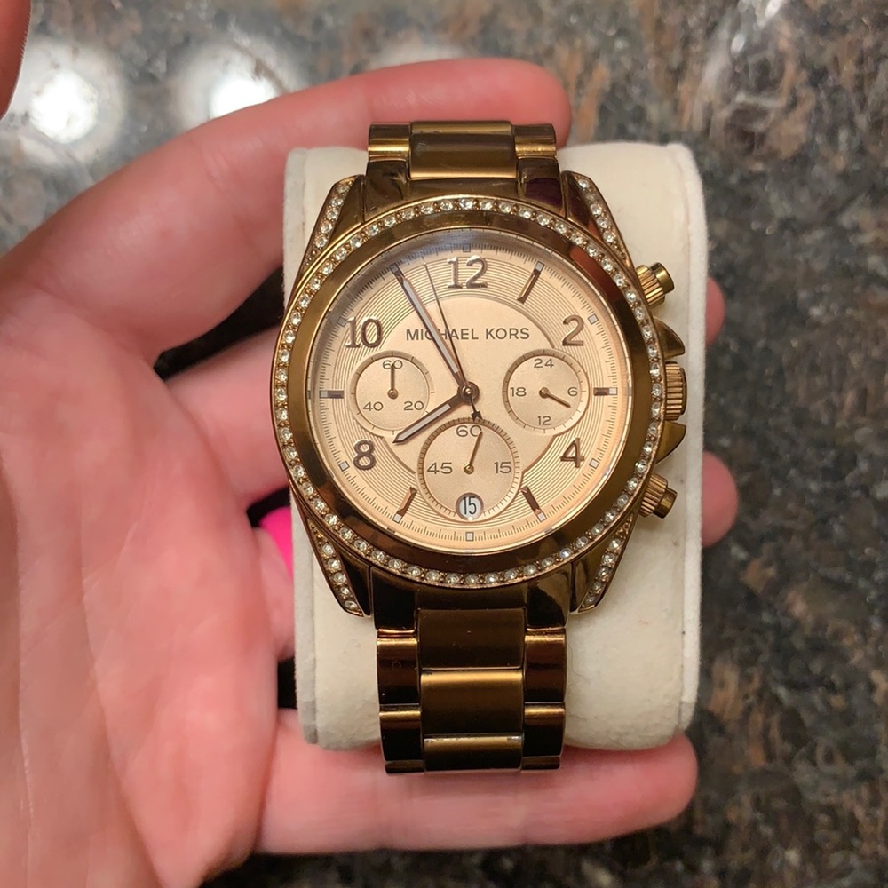 Michael kors rose gold watch